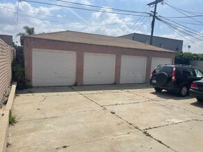 1938 S Harcourt Ave in Los Angeles, CA - Building Photo - Building Photo