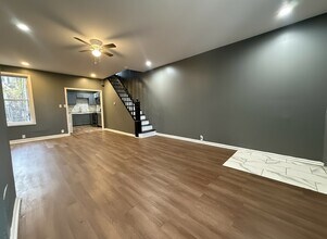 5128 Ogden St in Philadelphia, PA - Building Photo - Building Photo