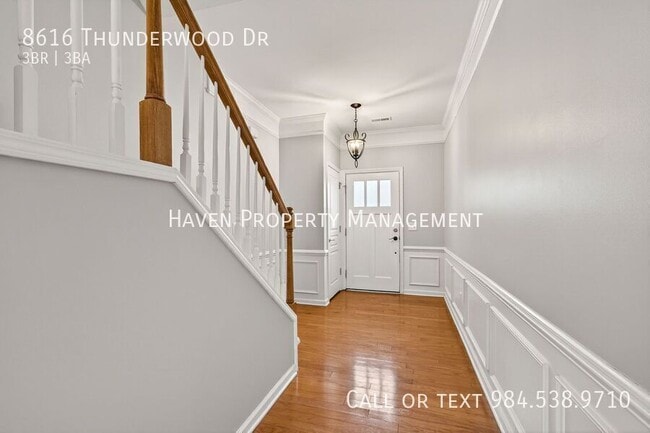 8616 Thunderwood Dr in Raleigh, NC - Building Photo - Building Photo