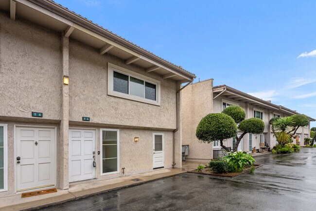 23821 Hillhurst Dr in Laguna Niguel, CA - Building Photo - Building Photo