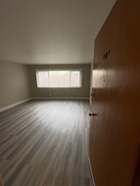 303 Lee St in Oakland, CA - Building Photo