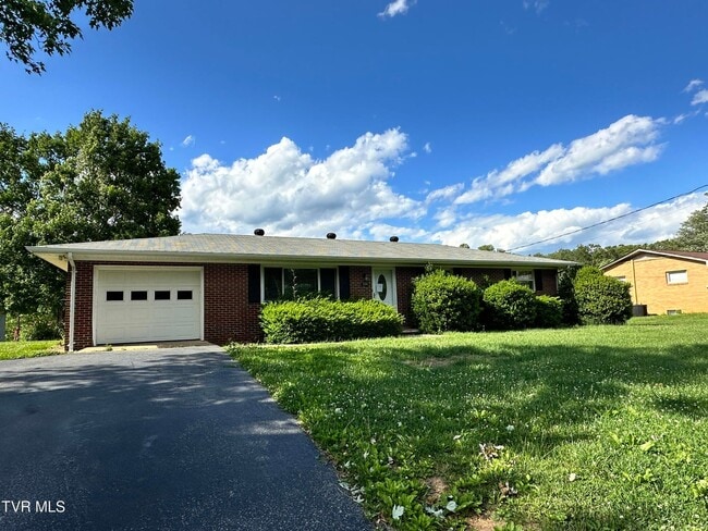 property at 336 W Lane St