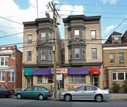 2004 New York Ave in Union City, NJ - Building Photo - Building Photo