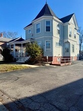 209 Cottage St. in Pawtucket, RI - Building Photo - Building Photo