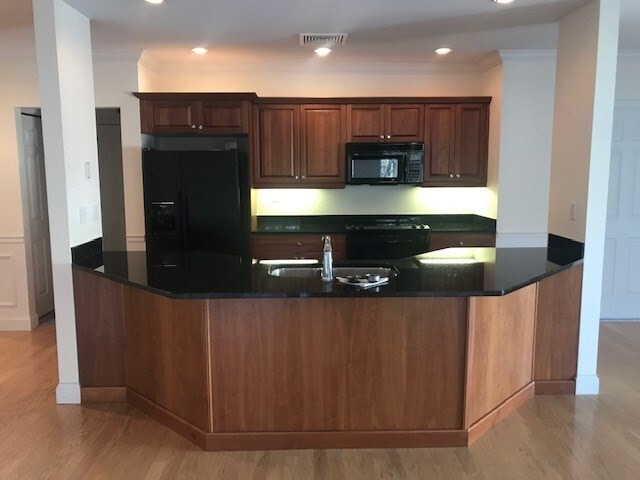 property at 10 Northwood Dr