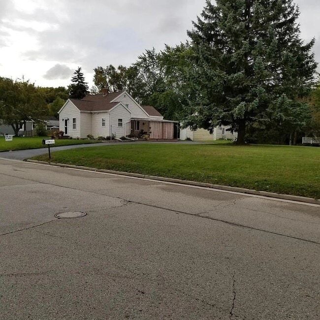 property at 509 S Oxford Ave