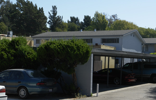 4330 Appian Way in El Sobrante, CA - Building Photo - Building Photo