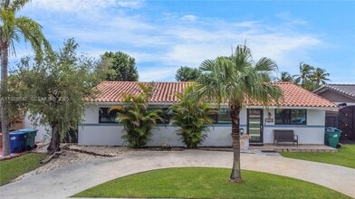 10350 SW 4th St in Miami, FL - Building Photo - Building Photo