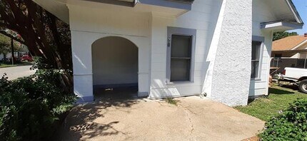901 Blandin St in Fort Worth, TX - Building Photo - Building Photo