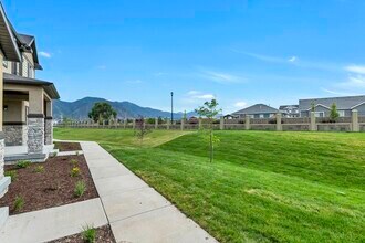 793 N 2560 E in Spanish Fork, UT - Foto de edificio - Building Photo