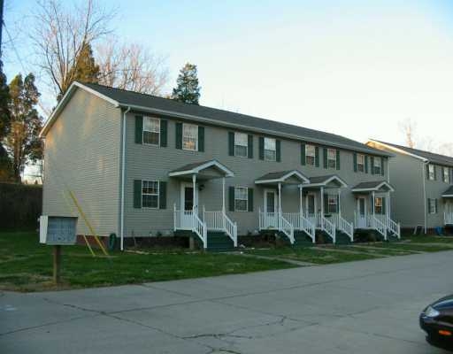 665 Rocky Step Rd in Winfield, WV - Building Photo