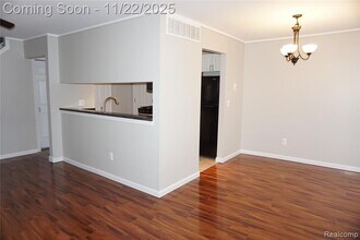 33647 Bayview Dr in New Baltimore, MI - Building Photo - Building Photo