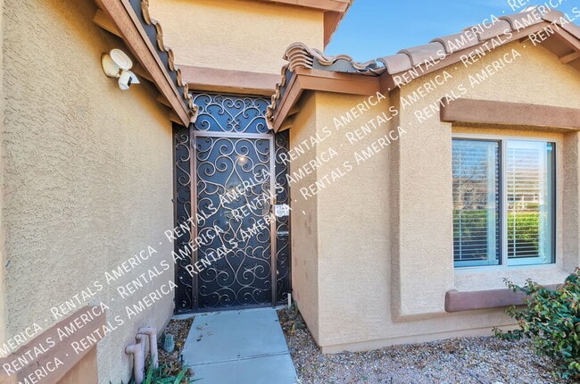 219 W Calle Patio Lindo in Sahuarita, AZ - Building Photo - Building Photo