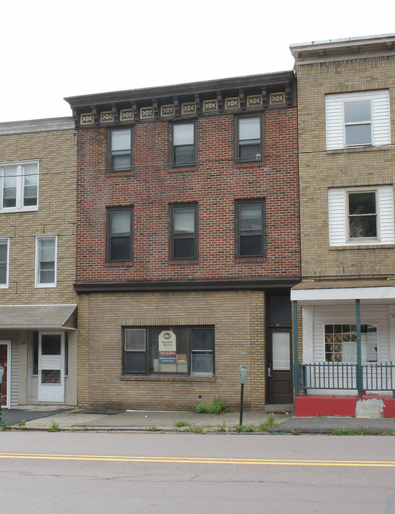 416 Centre St in Ashland, PA - Foto de edificio