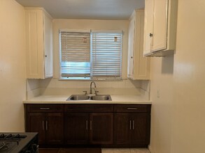 4286 1/2 Leimert Blvd in Los Angeles, CA - Building Photo - Building Photo