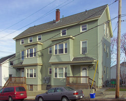 16-22 Bradford Ave in Fall River, MA - Building Photo