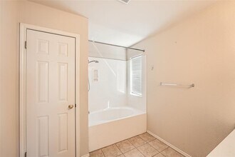 2813 Single Trace Ct in Austin, TX - Building Photo - Building Photo