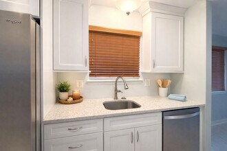 857 Liriope Ln in Mount Pleasant, SC - Building Photo - Building Photo