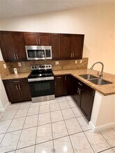 7191 W 24th Ave in Hialeah, FL - Building Photo - Building Photo
