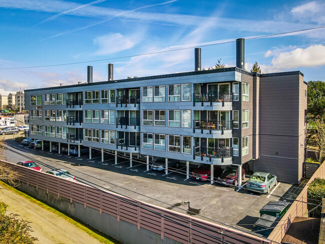 Holden Manor in Seattle, WA - Foto de edificio - Building Photo