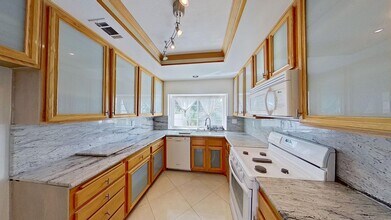55 Agostino in Irvine, CA - Building Photo - Building Photo