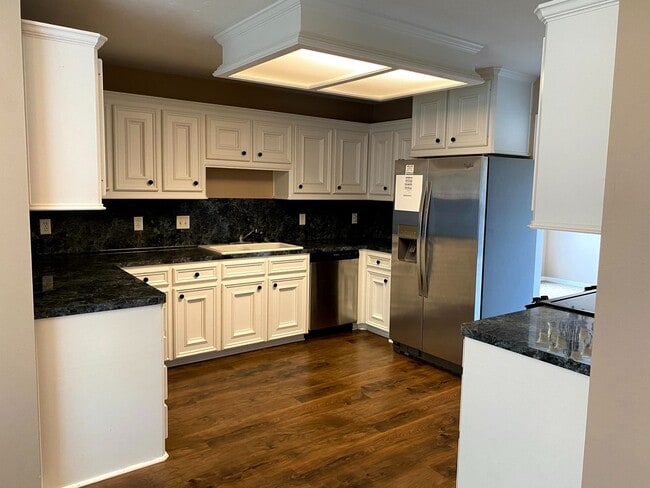 3111 Pleasant Forest Dr in College Station, TX - Building Photo - Building Photo