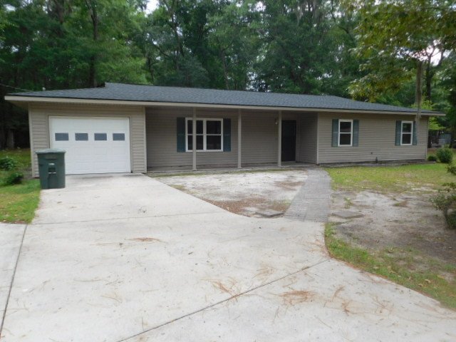 1063 Ricade Dr