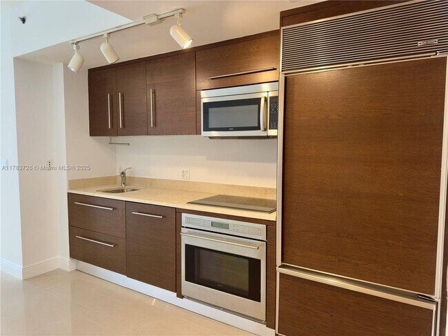 property at 475 Brickell Ave