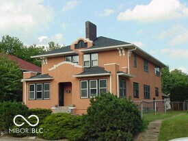 3909 Central Ave in Indianapolis, IN - Building Photo