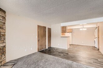 12003 E Harvard Ave in Aurora, CO - Building Photo - Building Photo