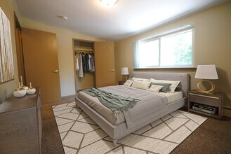 Atrio Apartment Homes in Ann Arbor, MI - Foto de edificio - Building Photo