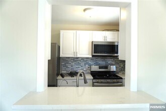 399 S 6th St in Newark, NJ - Building Photo - Building Photo