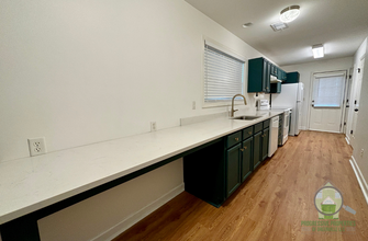 12 McLeod St in Greenville, SC - Building Photo - Building Photo