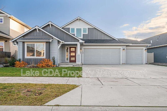 property at 2892 W Rimbaud Ave