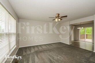 10319 McCauley Dr in Independence, KY - Building Photo - Building Photo