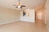 11734 Sindlesham Ct in Orlando, FL - Foto de edificio - Building Photo