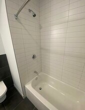 20 Stephenson Aman Street in Somerville, MA - Foto de edificio - Building Photo