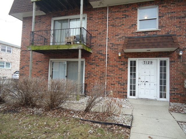 property at 7129 99th St