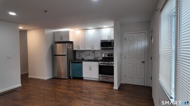 1257 Howard Ave in Bridgeport, CT - Building Photo - Building Photo