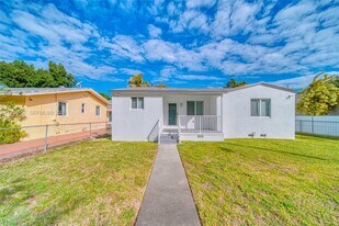 4345 SW 5th Terrace in Coral Gables, FL - Building Photo