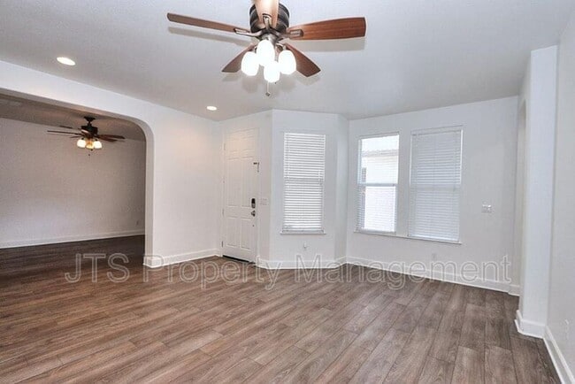 150 Allaire Cir in Sacramento, CA - Building Photo - Building Photo