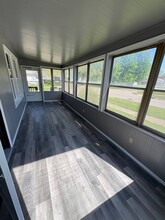 202 Summit Ave in Waterloo, IA - Building Photo - Building Photo
