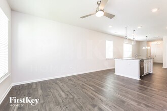 617 Goldburn Wy in Simpsonville, SC - Foto de edificio - Building Photo