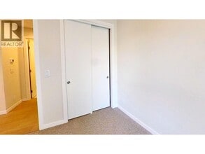 2186 Gilmore Ave in Burnaby, BC - Building Photo - Building Photo