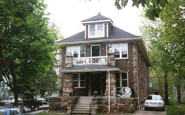 233 Fielding St in Ferndale, MI - Foto de edificio