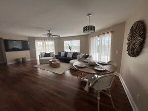 5240 Chiquita Blvd S in Cape Coral, FL - Building Photo - Building Photo