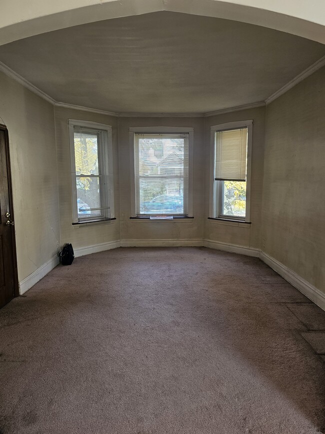 1731 W Berwyn Ave, Unit 1 in Chicago, IL - Building Photo - Building Photo