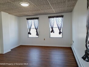 1318 Jefferson Ave in Scranton, PA - Building Photo - Building Photo