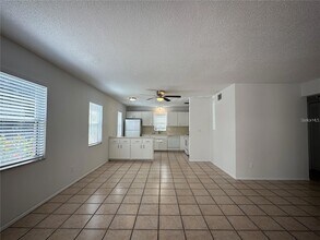 1630 Redwood St, Unit B-1 in Sarasota, FL - Building Photo - Building Photo