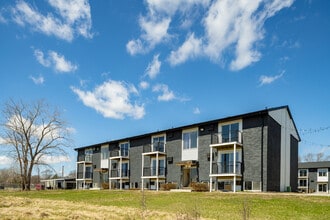 The LUX of Saginaw in Saginaw, MI - Foto de edificio - Building Photo